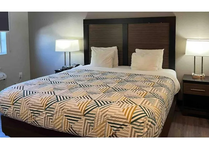 Hotel 6 Tucson, Az Airport Kino Sports Complex 4*